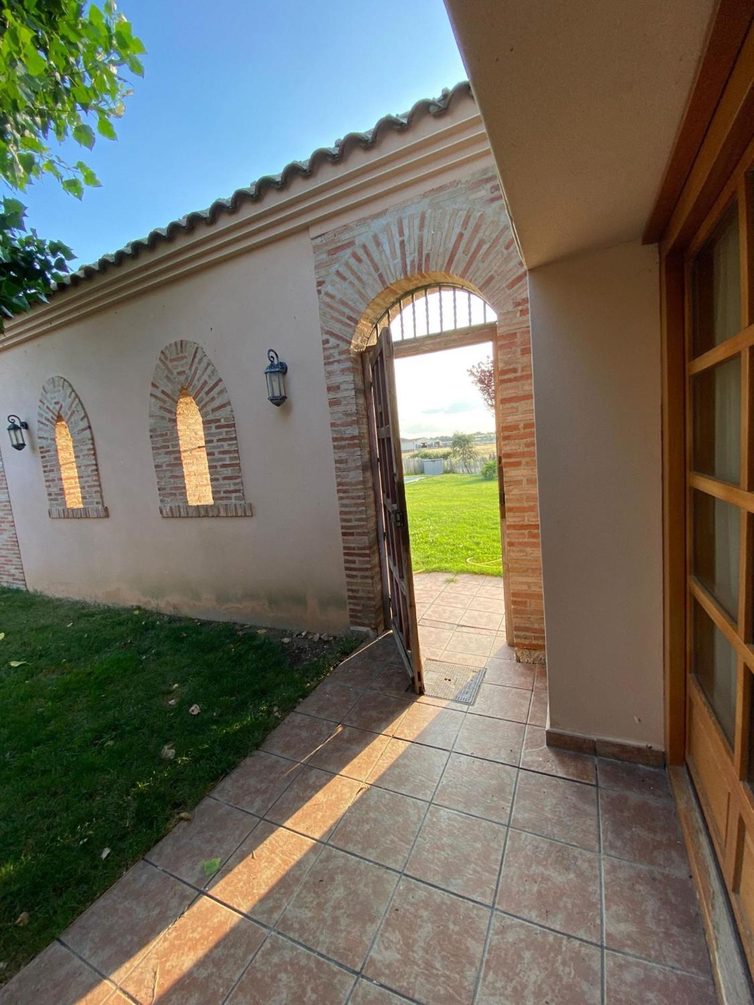 Casas Olmo Y Fresno Jardin Y Piscina A 17 Kilometros De סלאמנקה מראה חיצוני תמונה